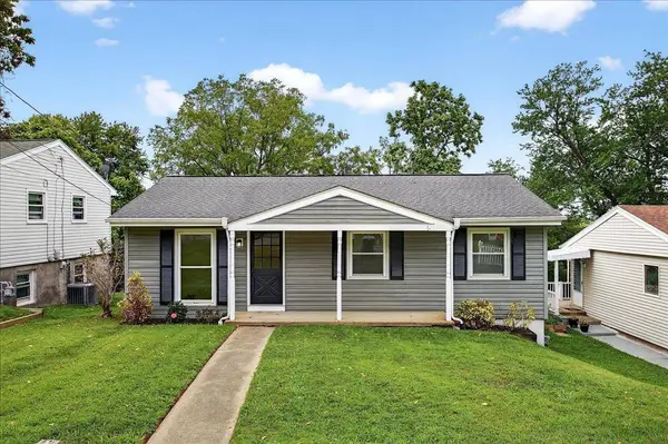 329 S WINCHESTER AVE, Waynesboro, VA 22980