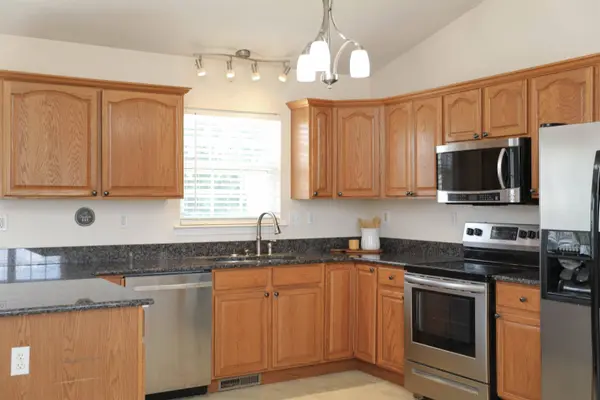 2408 MONROE ST, Waynesboro, VA 22980
