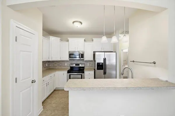 26 WINDGATE CIR #104, Fishersville, VA 22939