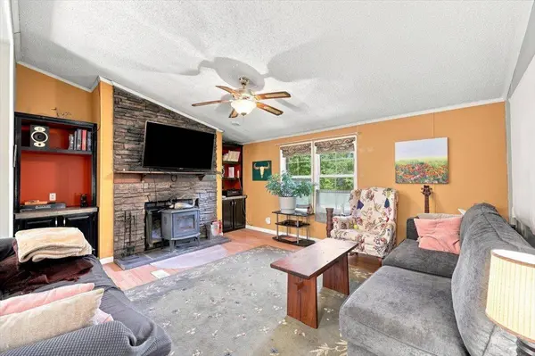 2160 MT TORREY RD, Lyndhurst, VA 22952