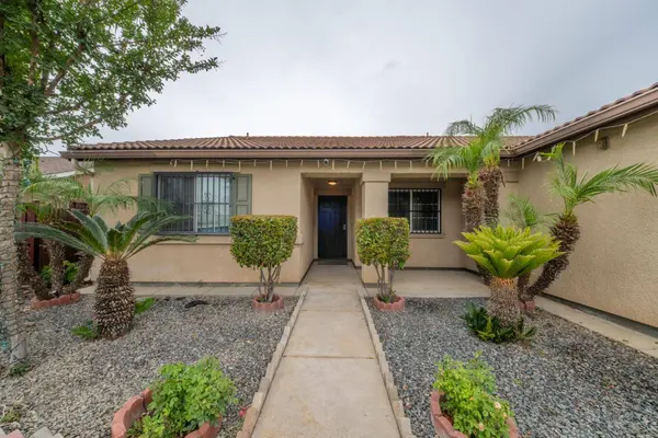 3329 N Gregory AVE, Fresno, CA 93722