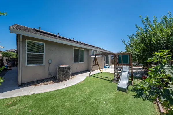1000 Georgia AVE, Madera, CA 93637