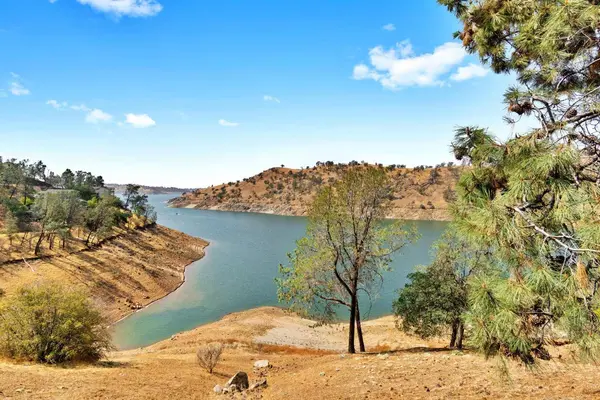 28047 Sky Lake DR, Friant, CA 93626