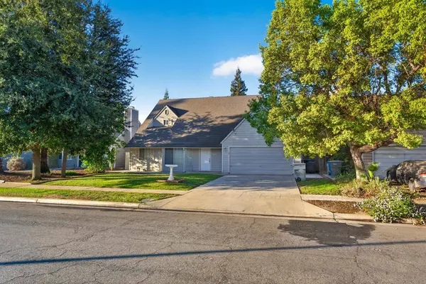 4129 W Regency AVE, Fresno, CA 93722
