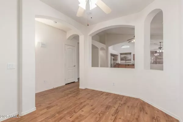 18562 N ALAMO Drive, Surprise, AZ 85374