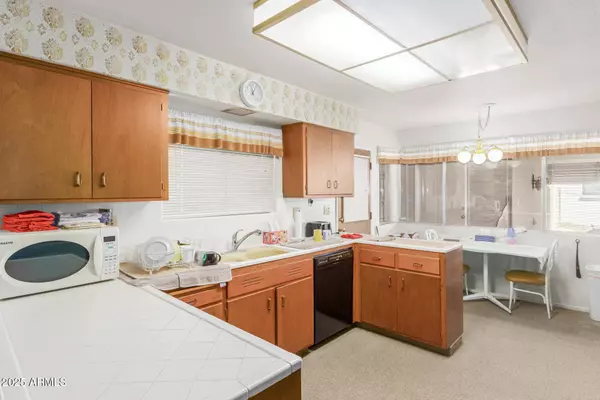 8060 E LEWIS Avenue, Scottsdale, AZ 85257