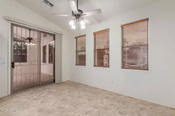 18562 N ALAMO Drive, Surprise, AZ 85374