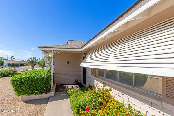 8060 E LEWIS Avenue, Scottsdale, AZ 85257