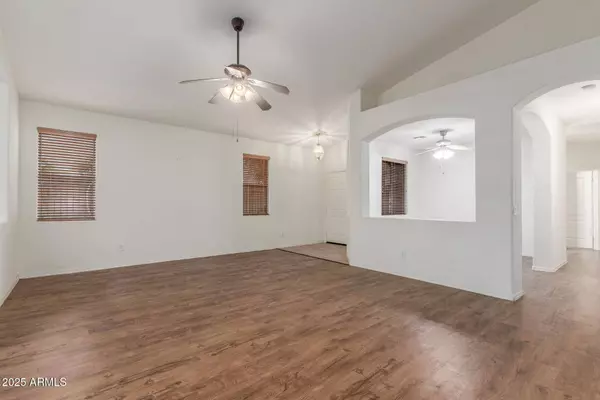 18562 N ALAMO Drive, Surprise, AZ 85374