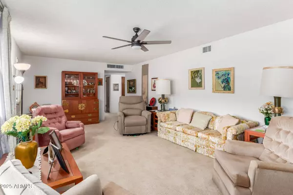 8060 E LEWIS Avenue, Scottsdale, AZ 85257