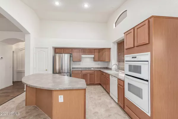 18562 N ALAMO Drive, Surprise, AZ 85374