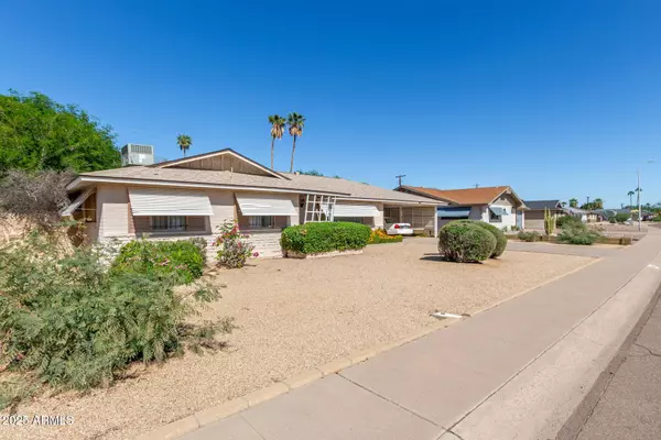 8060 E LEWIS Avenue, Scottsdale, AZ 85257