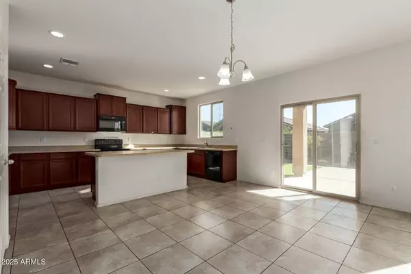 11603 W CALAVAR Road, El Mirage, AZ 85335