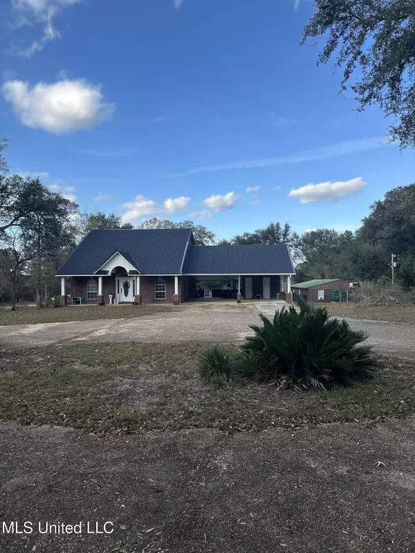 2125 Fig Farm Road, Lucedale, MS 39452