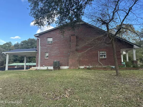 2125 Fig Farm Road, Lucedale, MS 39452