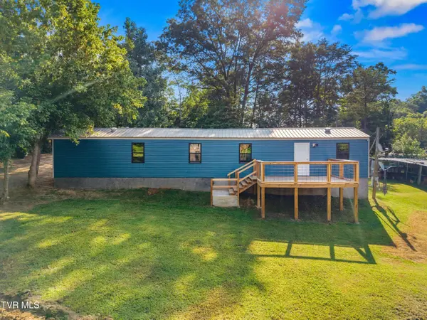 317 Berry Rd RD, Bulls Gap, TN 37711