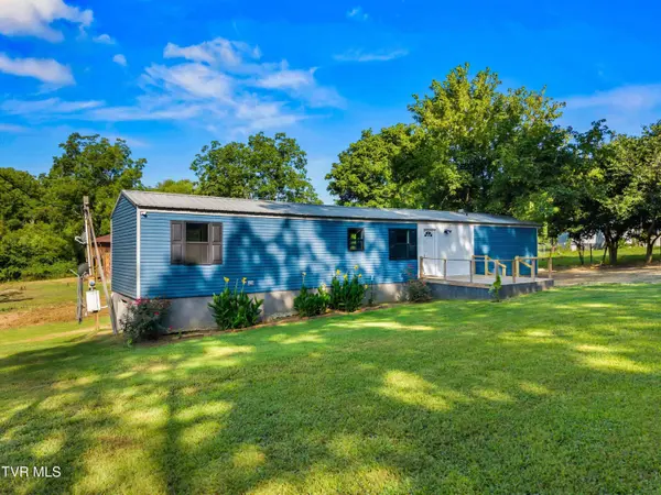 317 Berry Rd RD, Bulls Gap, TN 37711