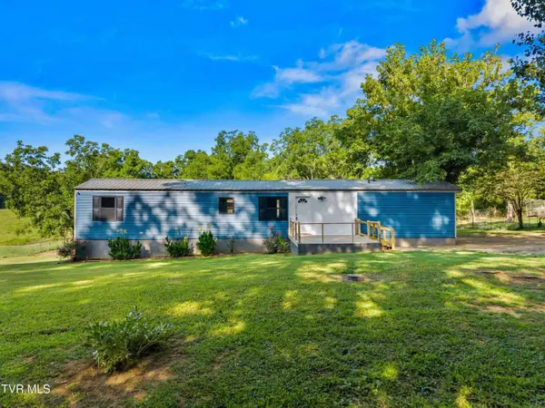 317 Berry Rd RD, Bulls Gap, TN 37711