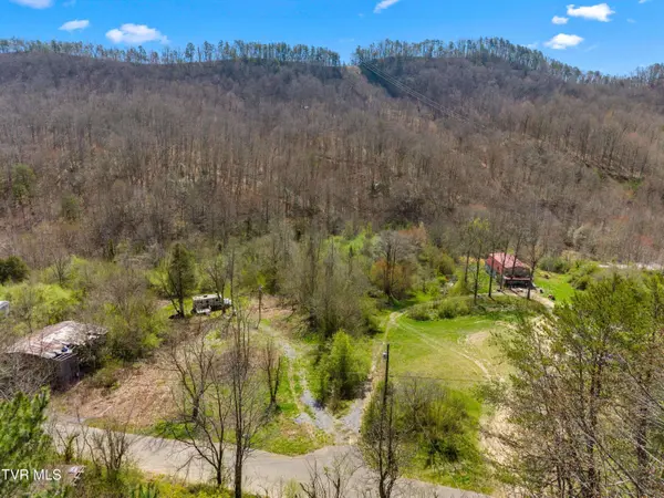 290 Cave Springs RD, Rogersville, TN 37857