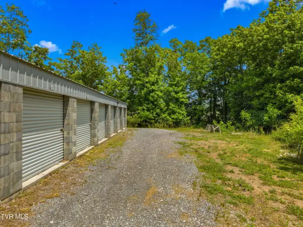 7421 Highway 11 W, Rogersville, TN 37857