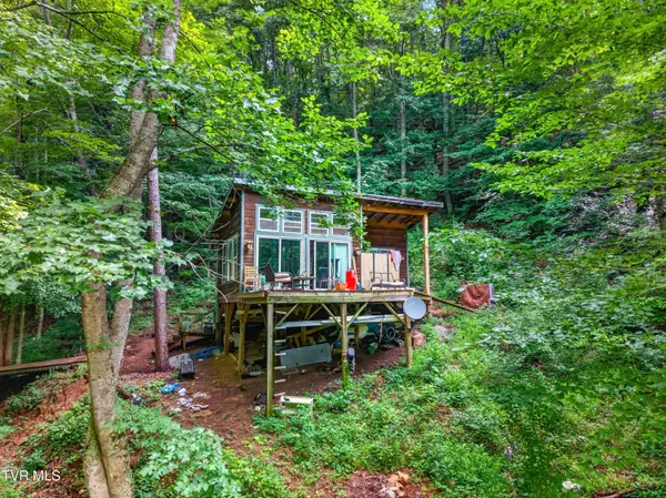 150 Mcmakin RD, Rogersville, TN 37857
