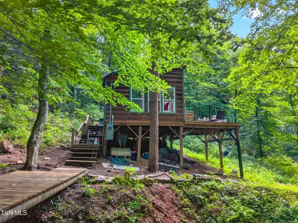 150 Mcmakin RD, Rogersville, TN 37857