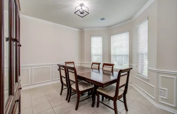 13423 Highland Park Ct, Houston, TX 77070