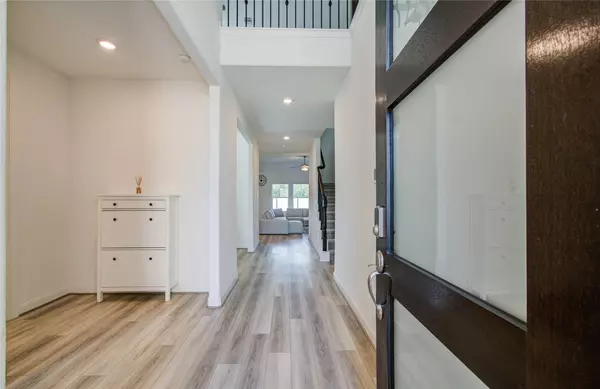 2816 Oakheath Crest Court, Pearland, TX 77089