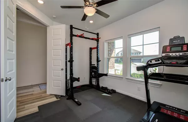 2816 Oakheath Crest Court, Pearland, TX 77089