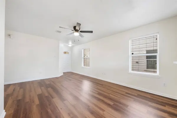 939 Blanchard Hill, Houston, TX 77047