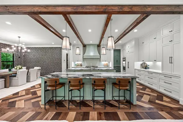 19314 Chateau Ridge CT, Tomball, TX 77377