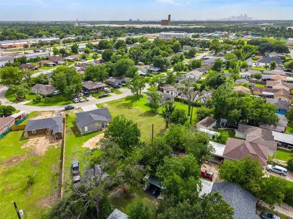 10425 N Oswego ST, Houston, TX 77029
