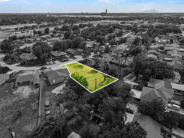 10425 N Oswego ST, Houston, TX 77029