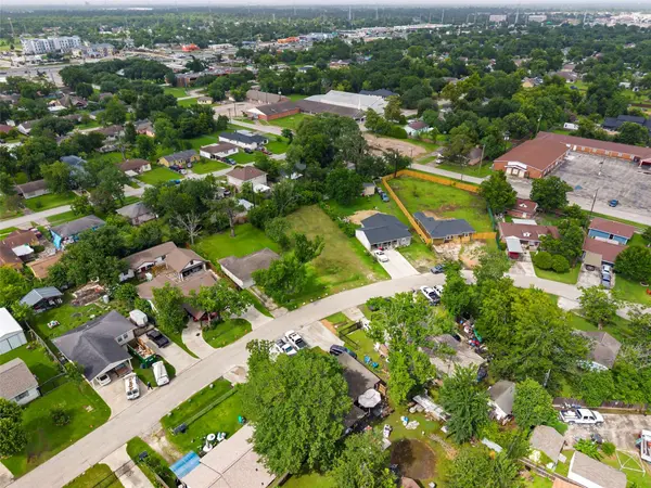10425 N Oswego ST, Houston, TX 77029