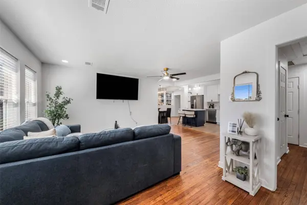 3614 Billingsley ST, Houston, TX 77009