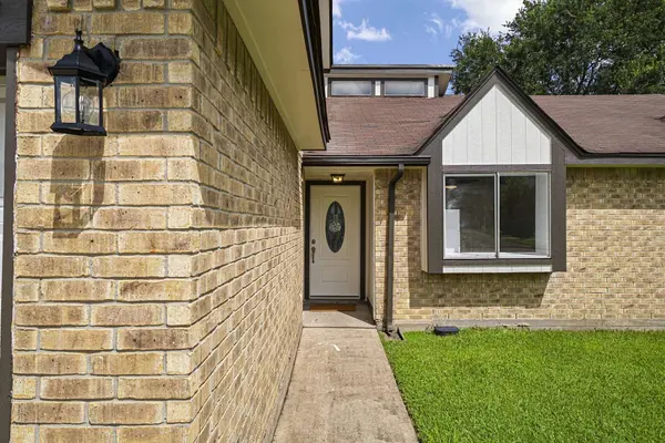 16723 Quail Meadow DR, Houston, TX 77489