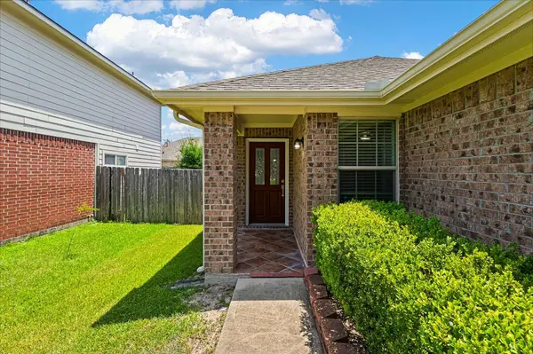 9006 Wildbird LN, Humble, TX 77338