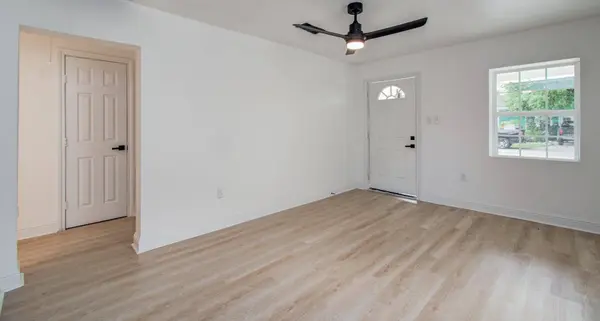 10309 Wiggins ST, Houston, TX 77029