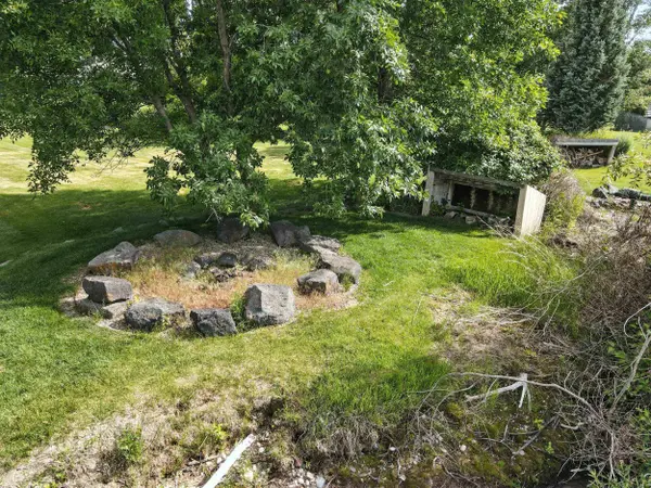 974 W Riverview Dr, Idaho Falls, ID 83401