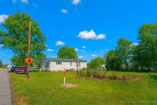 162 S Marengo Pike, Hardinsburg, IN 47125