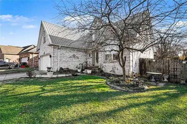 104 Blackiston Ridge CT, Clarksville, IN 47129