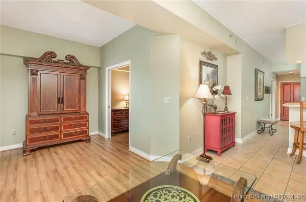 1 Riverpointe PLZ #520, Jeffersonville, IN 47130