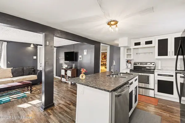 2121 Top Hill Rd, Louisville, KY 40118