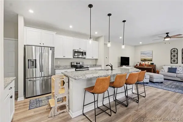 1210 Sir Barton CT, Memphis, IN 47143