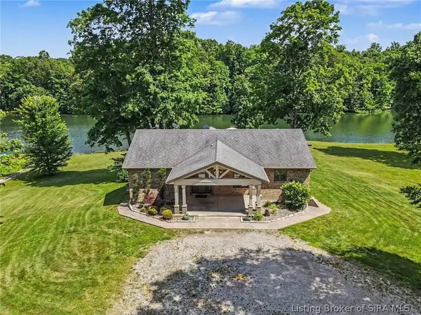 3666 E Bridgewater RD, Scottsburg, IN 47170