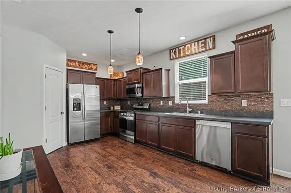 3139 Wheatfield BLVD, Jeffersonville, IN 47130