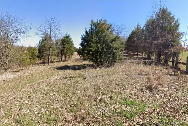 9546 S Bullington RD, Fredericksburg, IN 47120