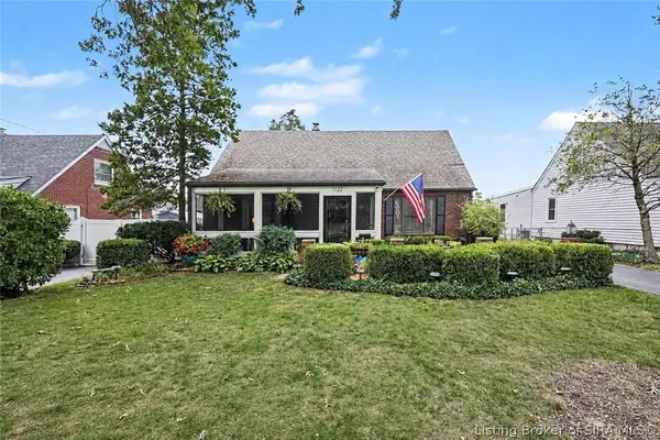 1722 Lilly LN