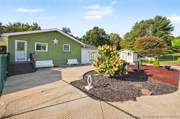 13305 Reisert RD NE, Palmyra, IN 47164