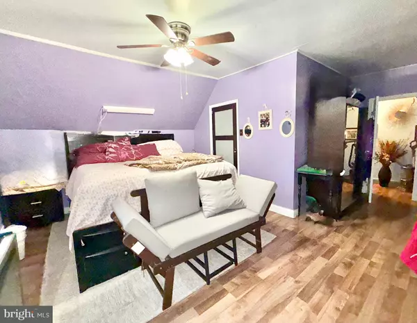 531 6TH AVE, Lindenwold, NJ 08021